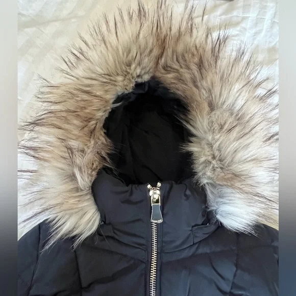 Calvin Klein Women’s Faux Fur Trim Hooded Puffer Coat - Picture 14 of 14